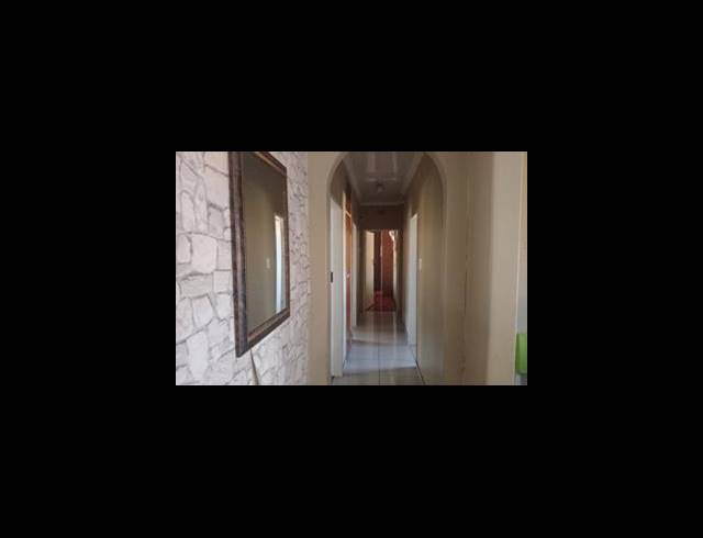 3 BEDROOM HOUSE FOR SALE IN BOKSBURG SOUTH